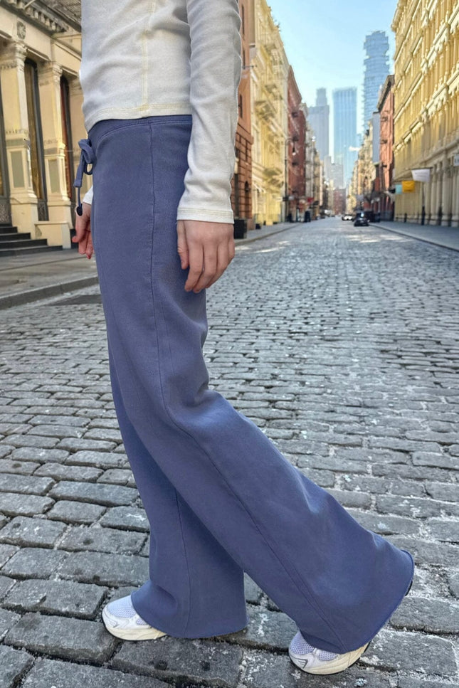 Hilary Yoga Pants - Deep Purple