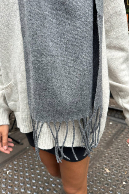 Tassel Scarf - Maroon