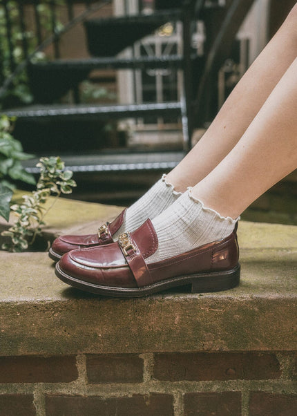 Ruffle Ribbed Socks
